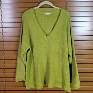 Echo Verde V-Neck Chartreuse Sweater